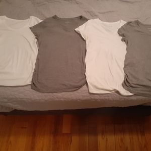 Isabel maternity tee shirt lot